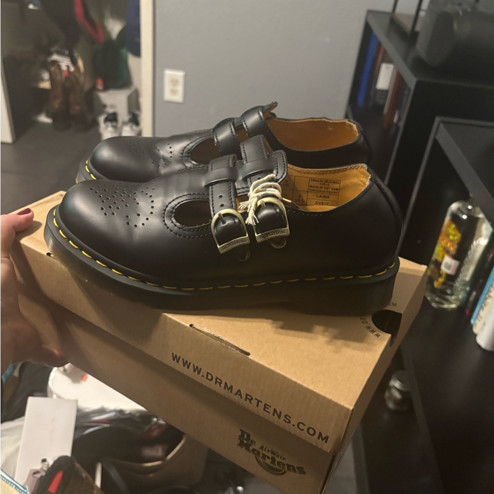 Dr. Martens 8065 smooth Mary Jane sz 8